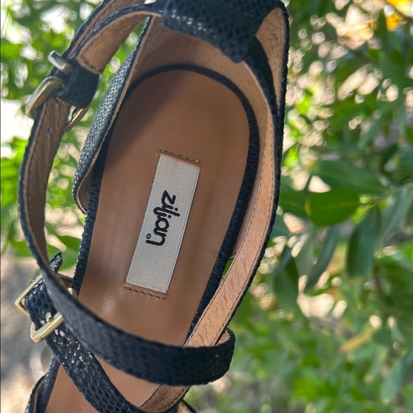 Zilian Portugal Size 39 Navy Faux Snakeskin Heels — Elegant Statement Pumps - Picture 10 of 10